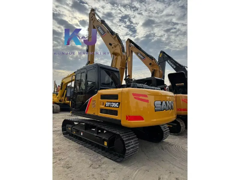 Used SANY SY135 excavator