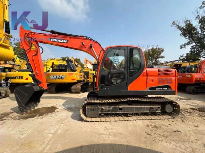 حفارة هيدروليكية زاحفة من طراز Doosan 140 مستعملة أصلية من كوريا الجنوبية سعة 14 طن