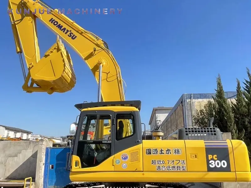 Second-hand Komatsu PC300 Tracked Excavator for Sale