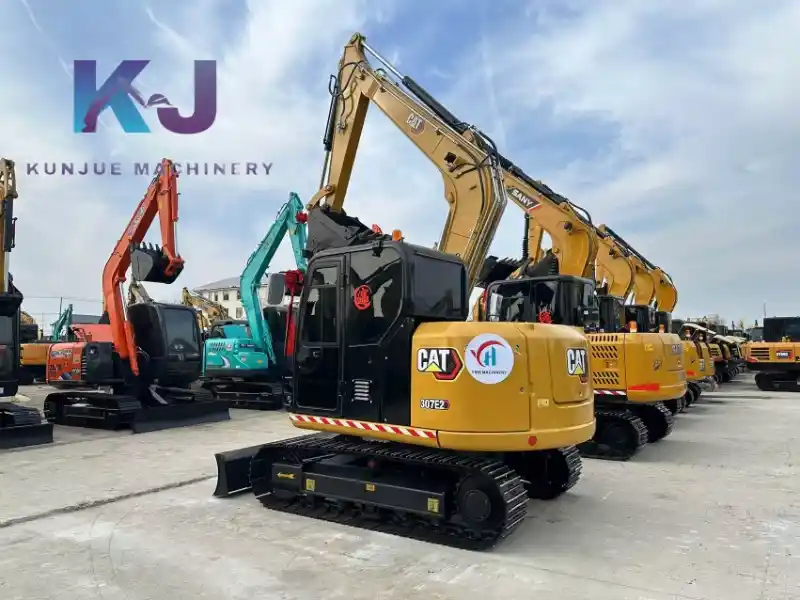 Excavadora Caterpillar usada