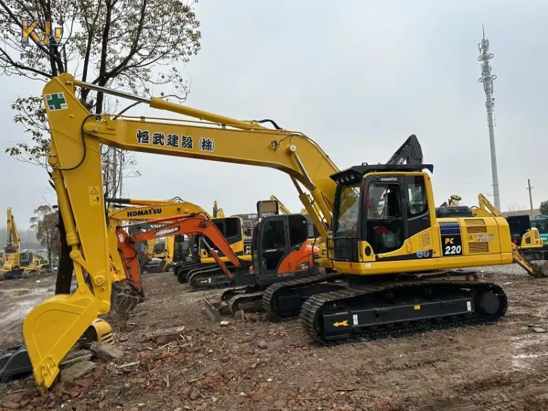 Low Price Used PC220-8 Excavator High Cost Performance Mini Crawler Excavator Supplier