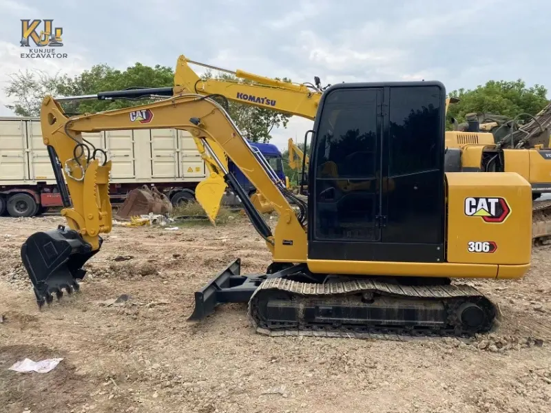 Low Hours Used Caterpillar 306 Mini Excavator