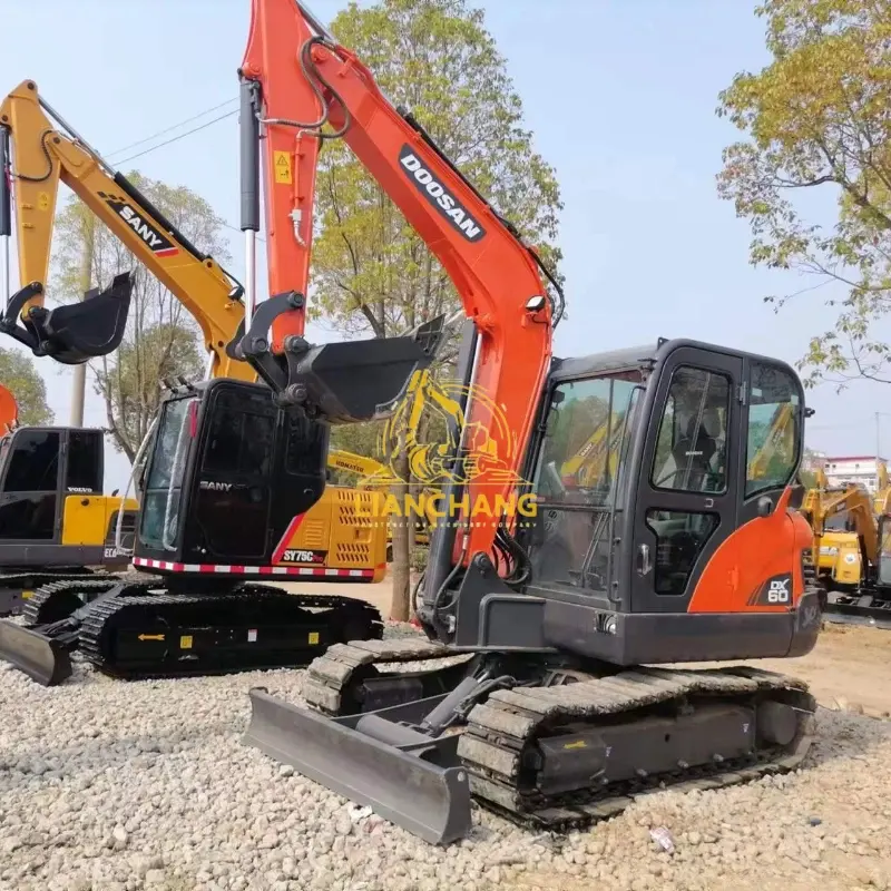 90% New Second Hand DOOSAN DX60 Excavator Doosan DX60 digger