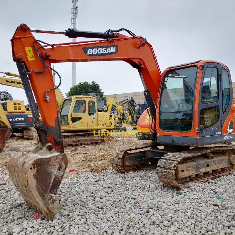 CE certification Second hand DOOSAN DX85 Small Crawler Excavator