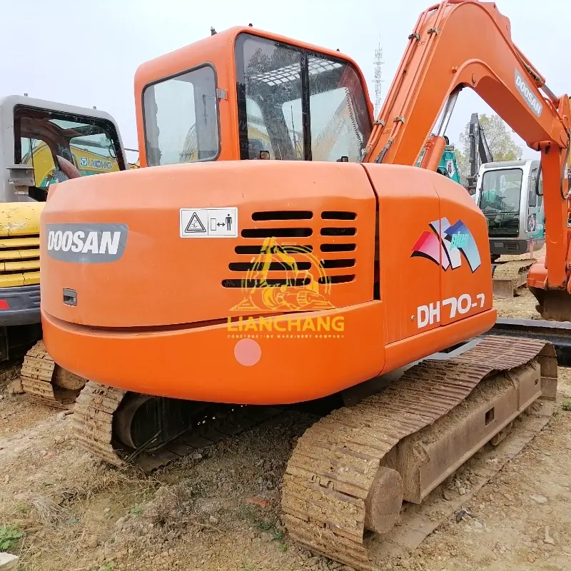 Factory Direct Used hydraulic crawler excavator DOOSAN70 for sale