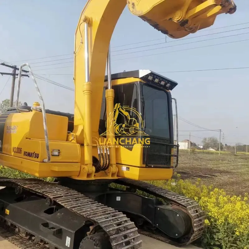 USED KOMATSU 160-7 earth moving excavator Komatsu Pc 160-7 Digger