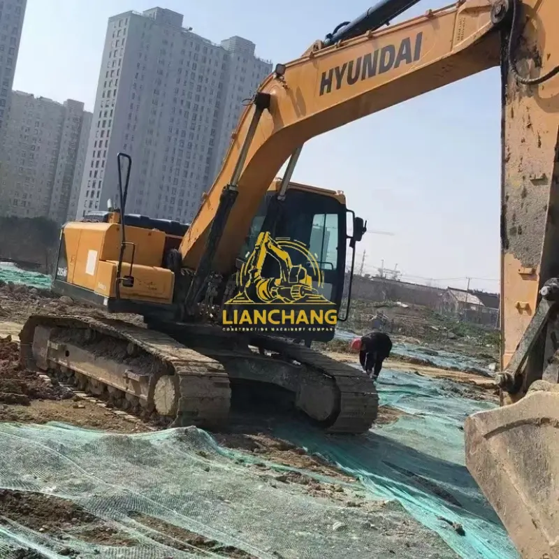 second hand HYUNDAI 215VS excavator