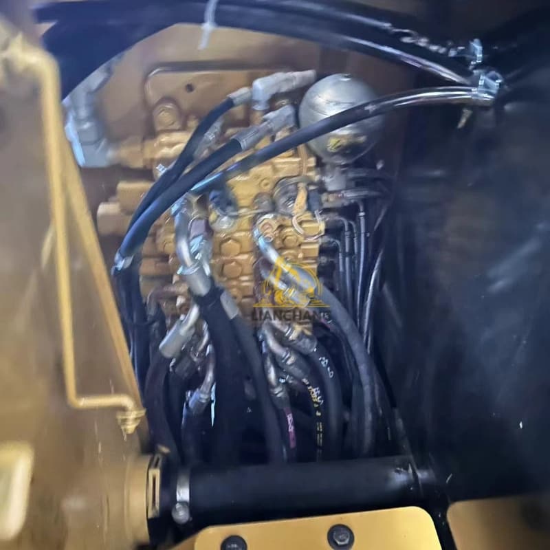 Excavadora Caterpillar 306E2 de segunda mano de bajo consumo de combustible en venta 1