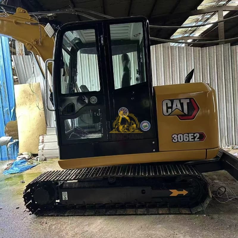 Excavadora Caterpillar 306E2 de segunda mano y bajo consumo de combustible en venta.