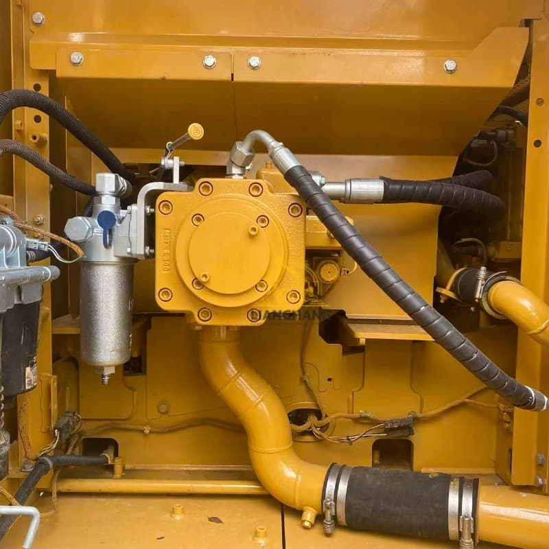 Meilleure offre en ligne pour une pelle hydraulique d'occasion Caterpillar 320GC Boutique (7)