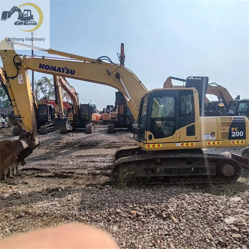 Komatsu PC200 Used excavator