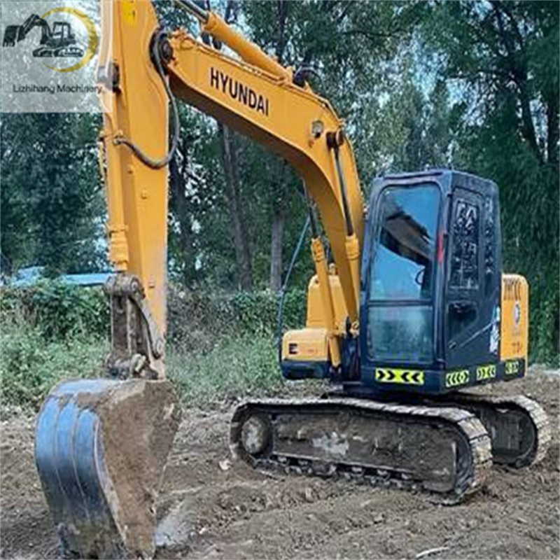 Hyundai 110 Used Excavator