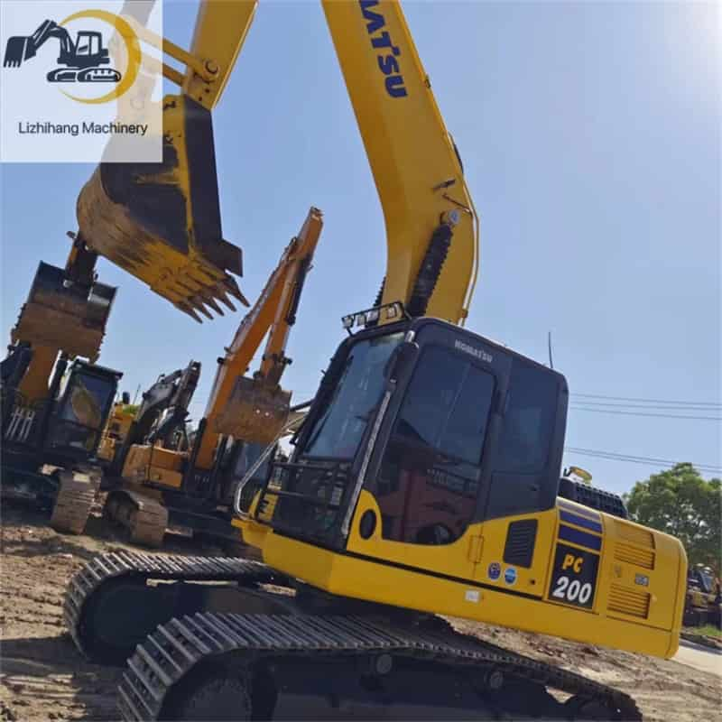 Used excavator komatsu pc200 20 ton excavator komatsu excavator used komatsu pc 200 in stock