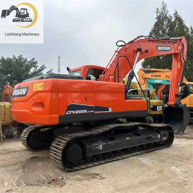 Doosan DX225LC-9C Medium Used Excavator 22Ton