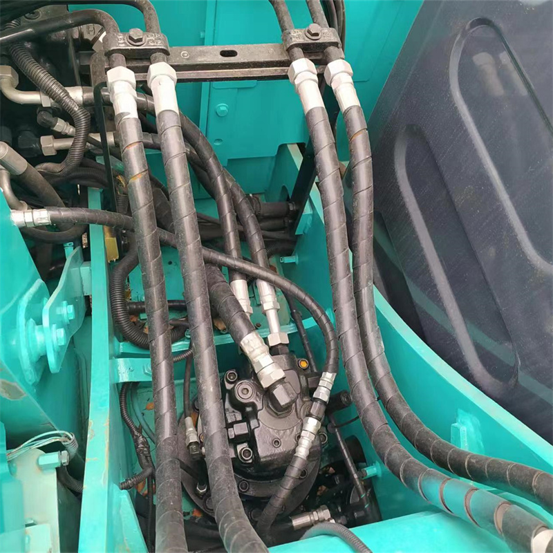 Original High-quality Kobelco Sk75 Excavator Japan Multifunctional Crawler Excavator 7.5 Tons For Sale