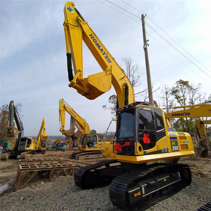 Earth-moving Machinery Used Komatsu PC200 Excavator Secondhand Excavators For Sale