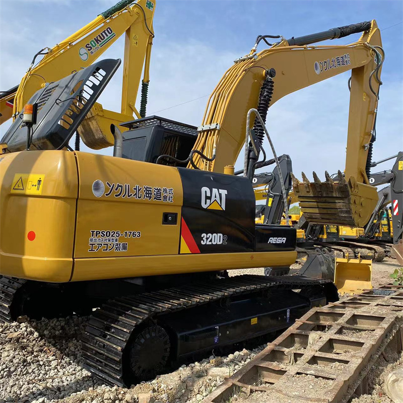 Cheap Used CAT excavator japan 320 Original used excavator cat 320 machine in stock for sale