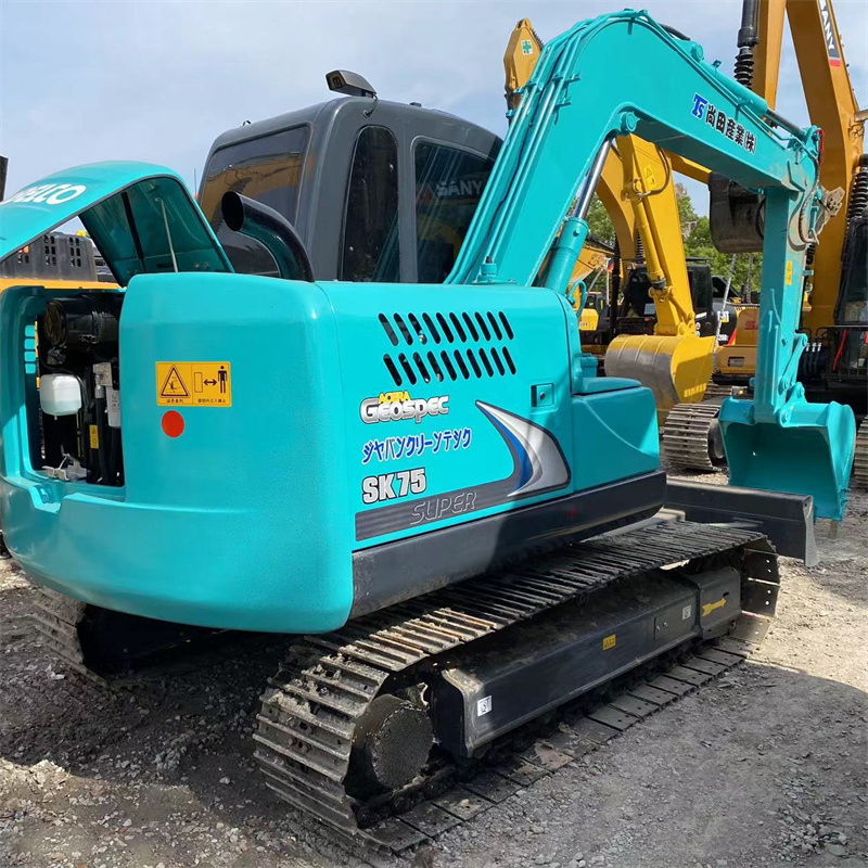 Ready to Ship! Genuine Kobelco SK75 Excavator in Excellent Condition - Contact Us for Quick Delivery!