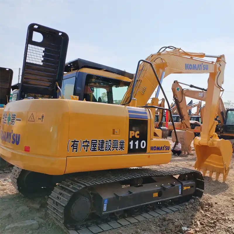 Cheap Price Japan Excavator Small Digger Komatsu PC110 Crawler Excavator 11ton For Sale