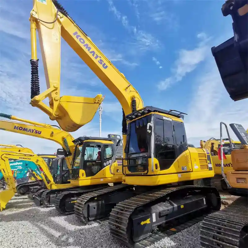 What are the types and functions of second-hand excavators