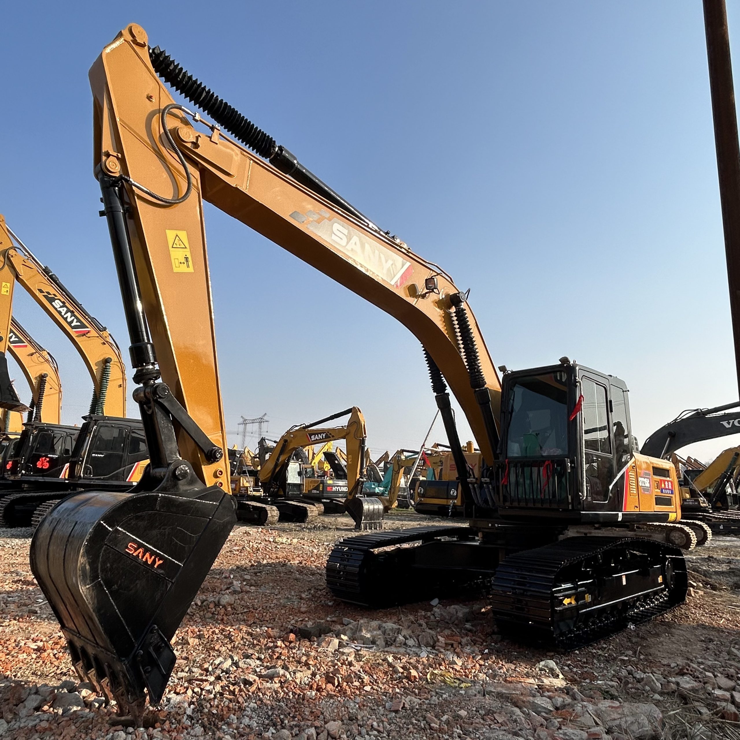 Good Price Used Sany SY215C Excavator Second-hand Machinery Equipment for Hot Sale