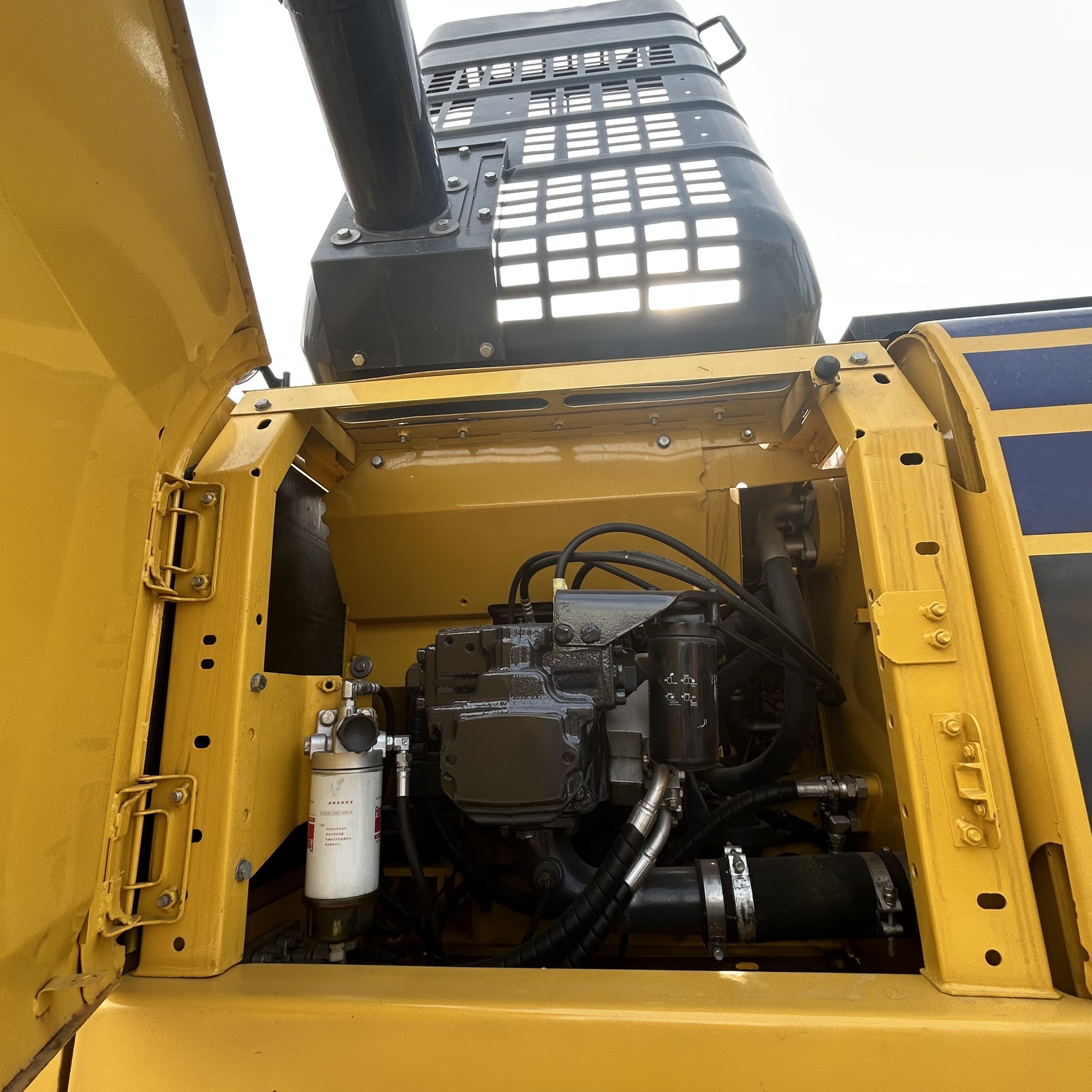 Best Qualify Used Japan Komatsu Pc200 Excavator Original Design Secondhand Construction Equipment Komatsu for Sale 4 Best Qualify Used Japan Komatsu Pc200 Excavator Original Design Secondhand Construction Equipment Komatsu for Sale