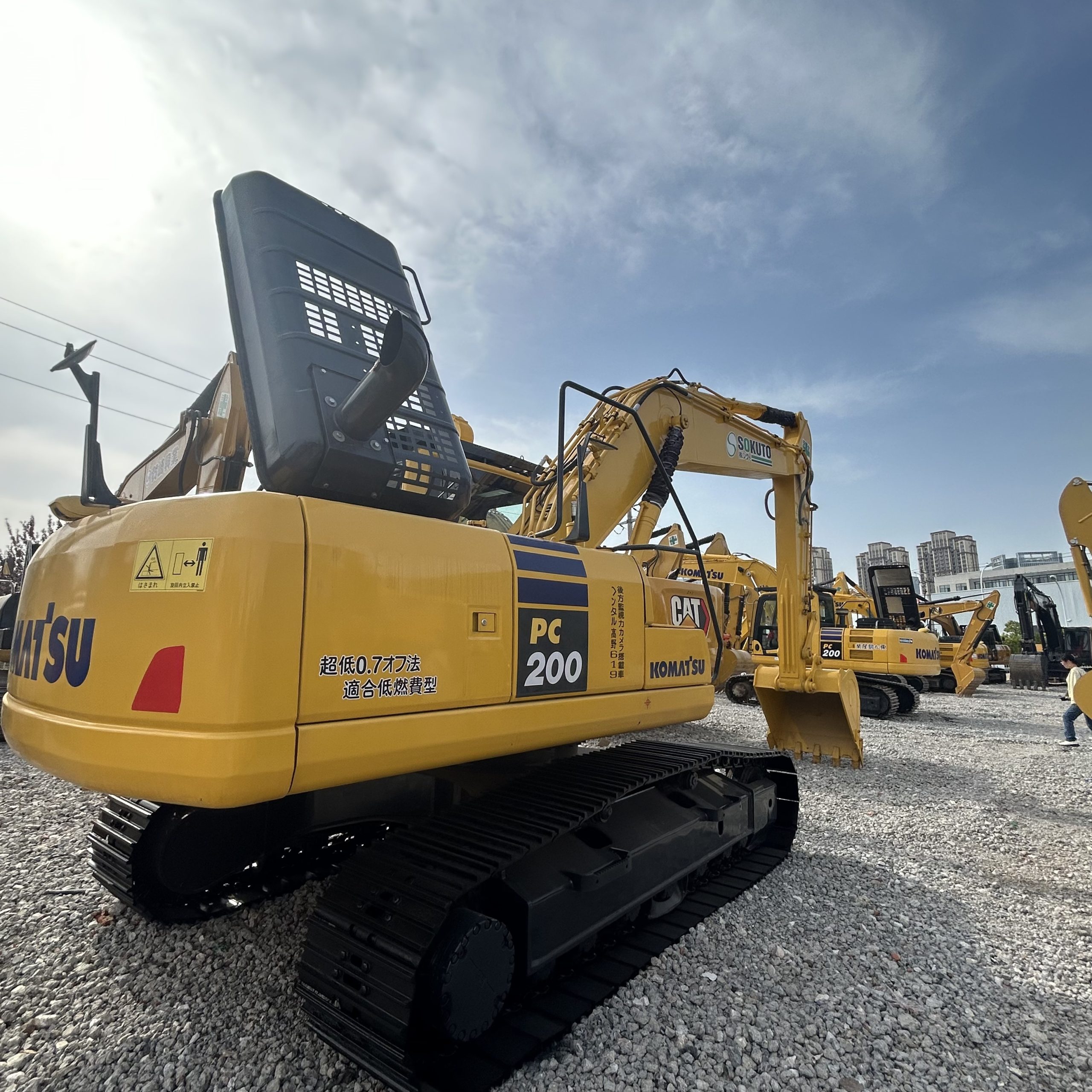 Best Qualify Used Japan Komatsu Pc200 Excavator Original Design Secondhand Construction Equipment Komatsu for Sale 1 Best Qualify Used Japan Komatsu Pc200 Excavator Original Design Secondhand Construction Equipment Komatsu for Sale