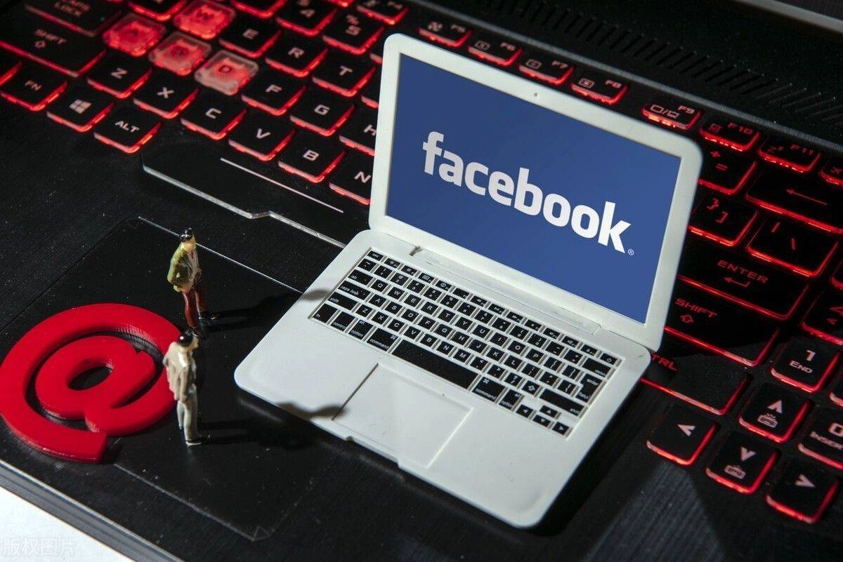 想要打造一个高质量的Facebook群组，核心在于四个维度的精细化运作：精准的命名策略、合理的隐私设置、专业的视觉装潢，以及高门槛的用户筛选机制。