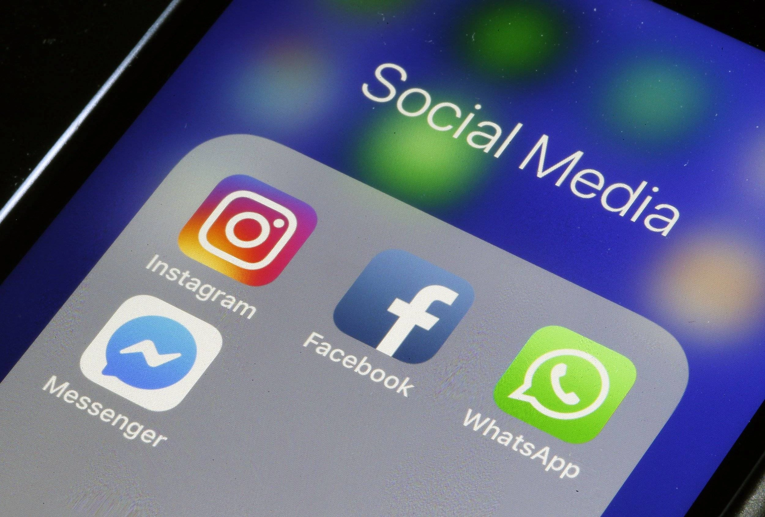 Facebook B2B广告文案不仅需要展示产品信息，更需要帮助潜在采购商快速了解企业能力、降低首次接触时的不确定性，为后续沟通建立基础。