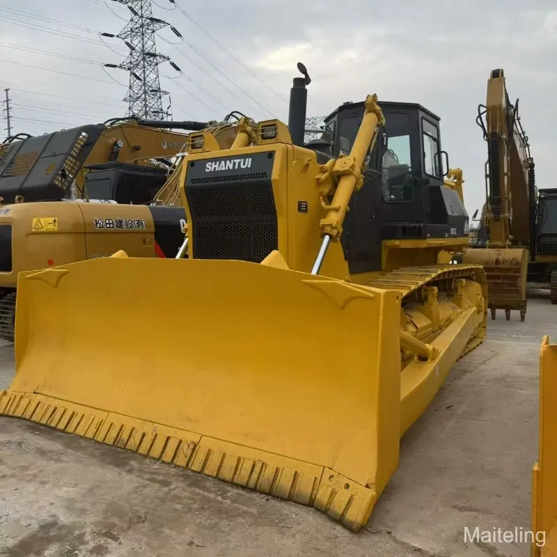 Competitive Price Used Shantui SD32 Bulldozer Equipment