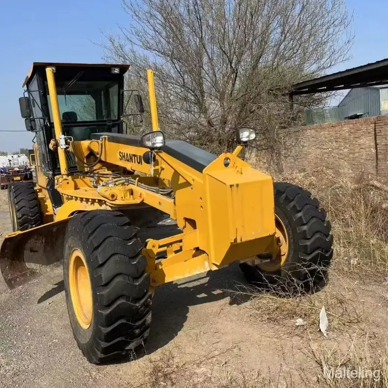 Competitive Price Used Shantui SG18-3 Motor Grader