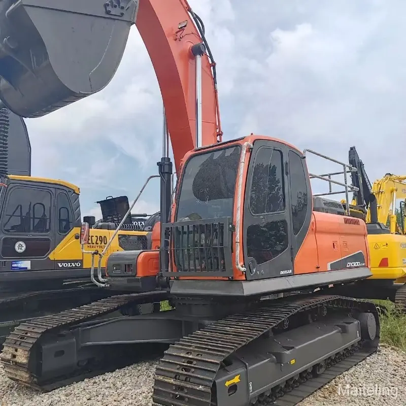 Good Performance Used Doosan DX300 Excavator For Sale
