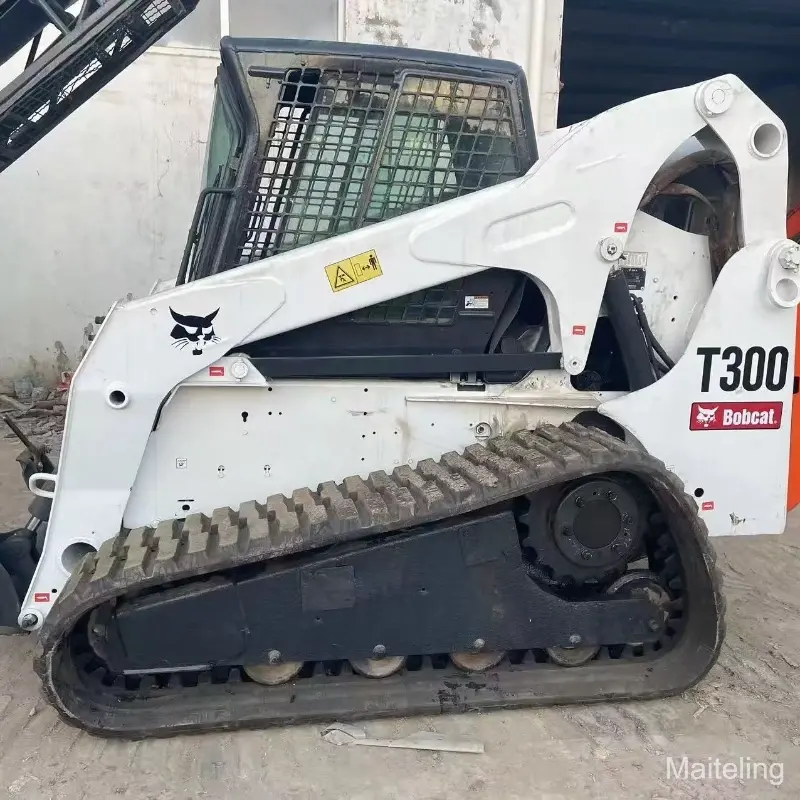 Powerful Second-hand Bobcat T300 Tracked Loader For Sale