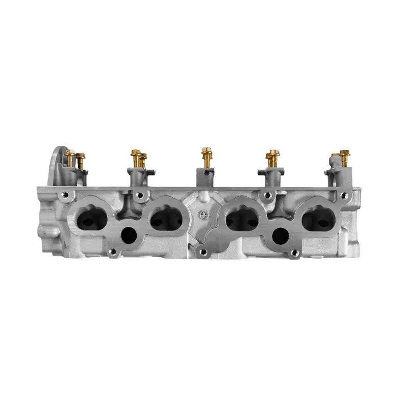 Remplacement de la culasse du moteur F2 Culasse B2200 Culasse du moteur F2 626
