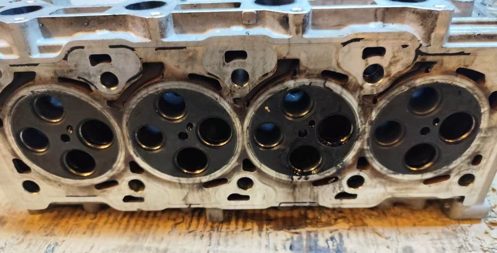 Z20S Cylinder Head Valve Guide Oil Leakage Analysis