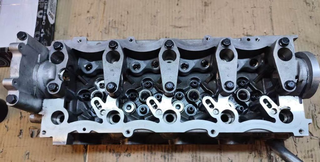 Z20S Cylinder Head Valve Guide Oil Leakage Analysis