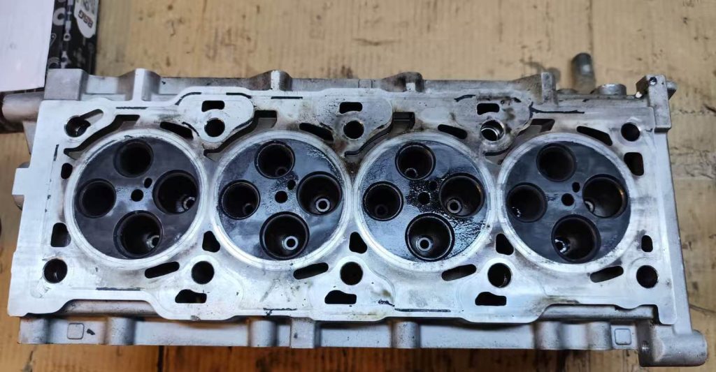 Z20S Cylinder Head Valve Guide Oil Leakage Analysis