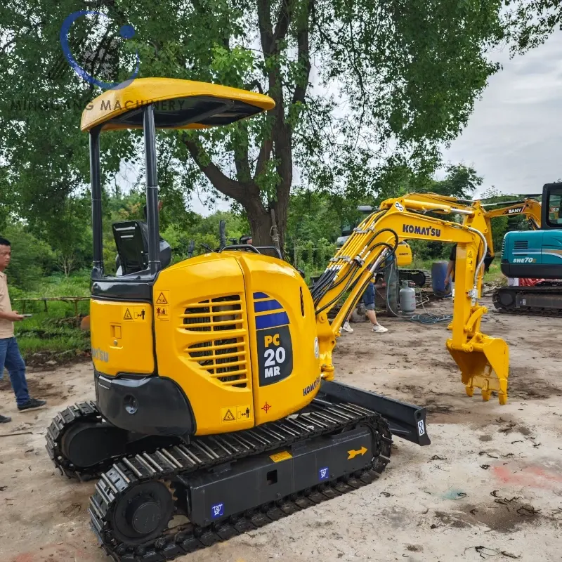 حفارة زاحفة مستعملة من طراز Komatsu PC20MR سعة 2 طن وآلات بناء