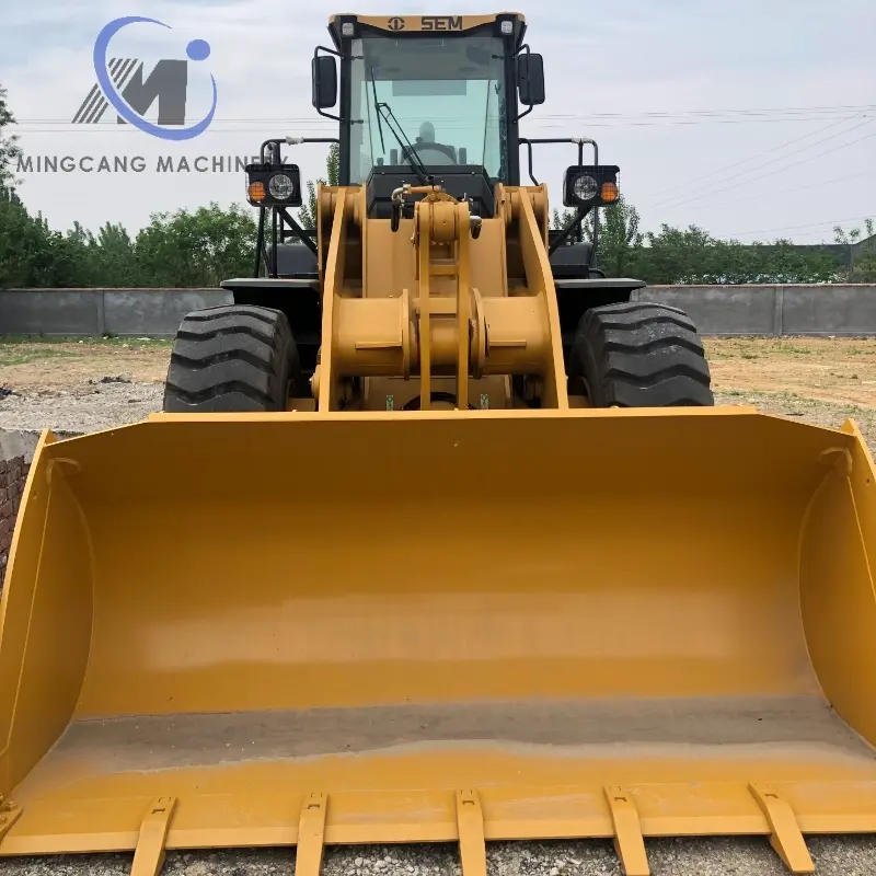 Safe and Reliable Mechanical 5 ton Front Loader Wheel Loader Sem655D