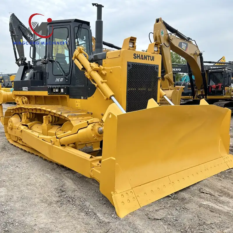 Powerful Used Bulldozer SAHNTUI 22 ton Bulldozer For Sale