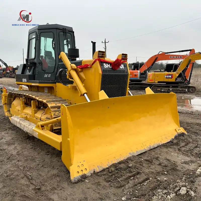 Used Bulldozer SAHNTUI SD16 16 ton Bulldozer For Sale