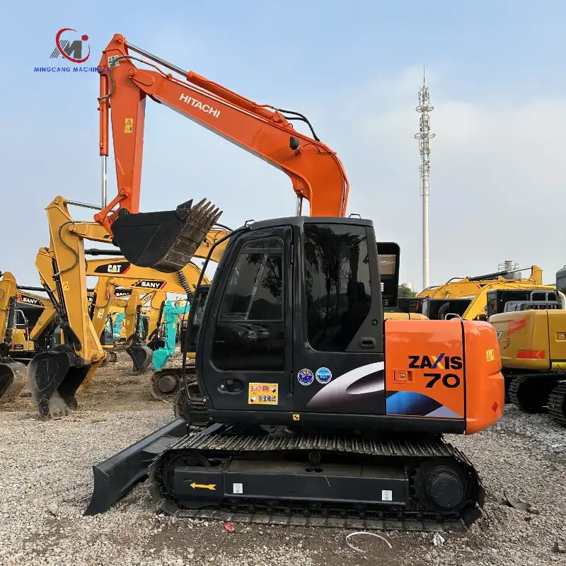 Used Hitachi ZX70 7ton excavator Japan Excavator miniexcavtor For Sale