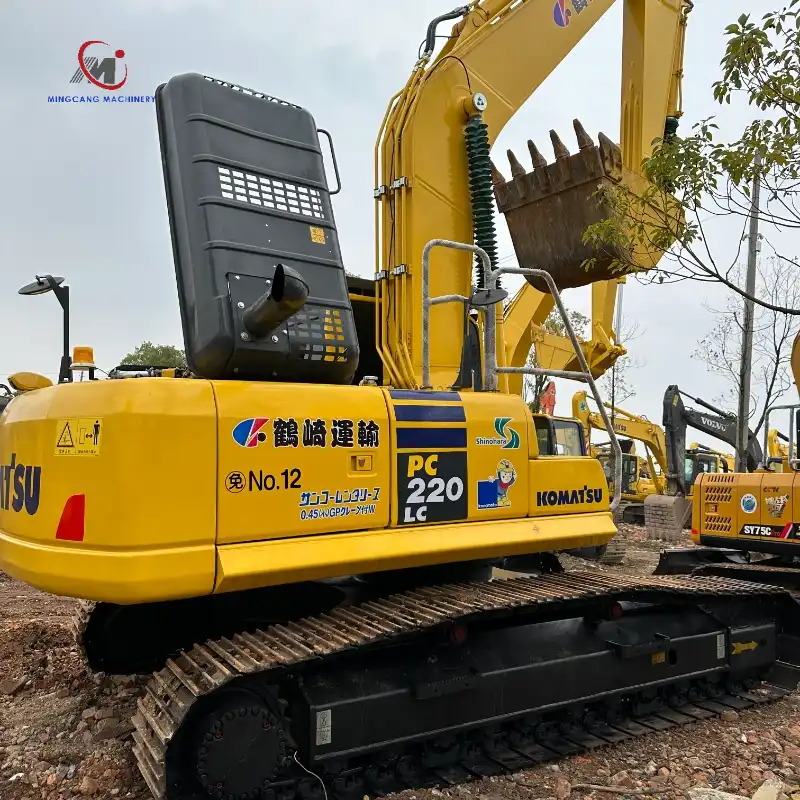 Used Komatsu PC220 22ton excavator Japan Brand excavator For Sale