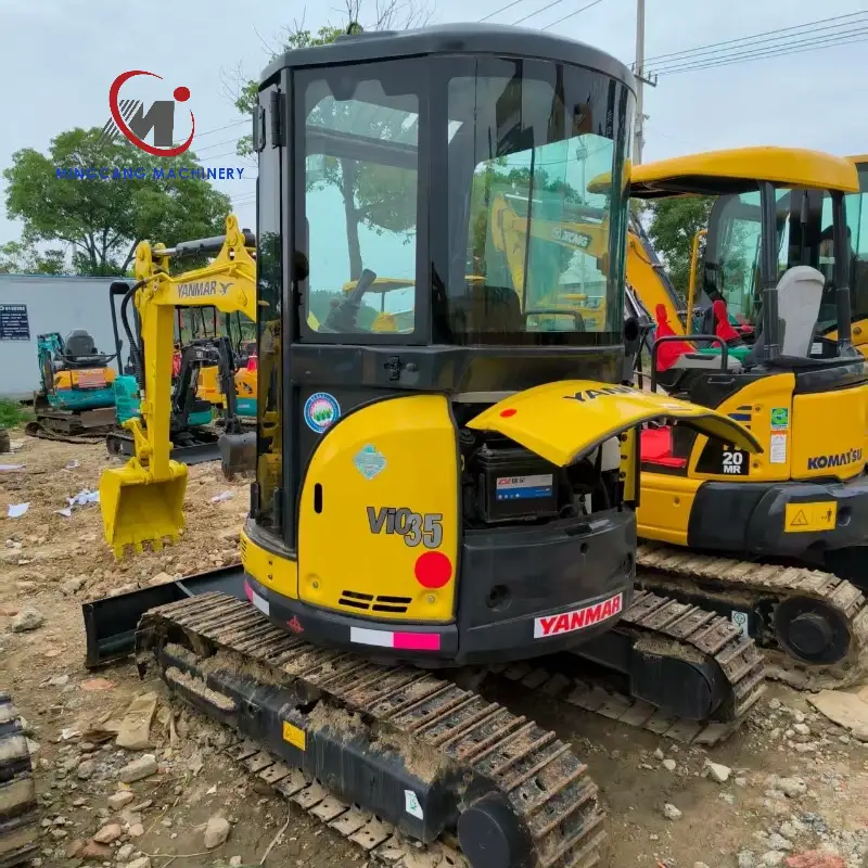 Mini-pelle Yammer Vio35 3,5 tonnes d'occasion, marque japonaise, à vendre