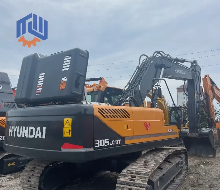 Buy Used Hyundai 305 Excavators For Fast Cycle Speeds