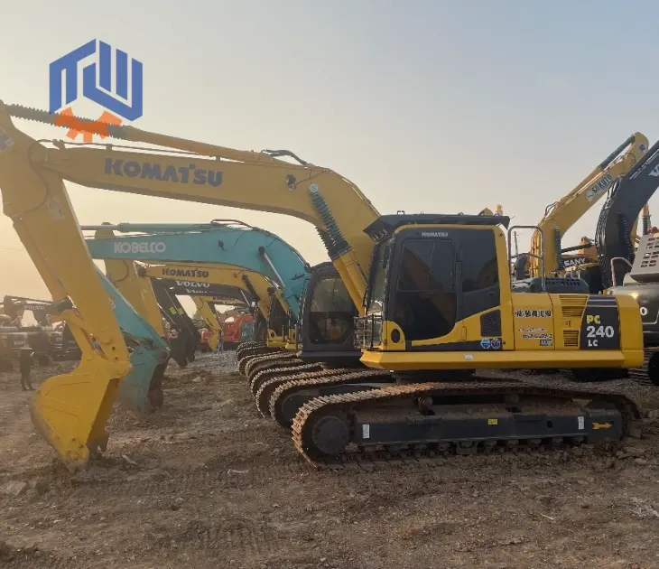 Second-Hand Komatsu PC240-8 Excavator