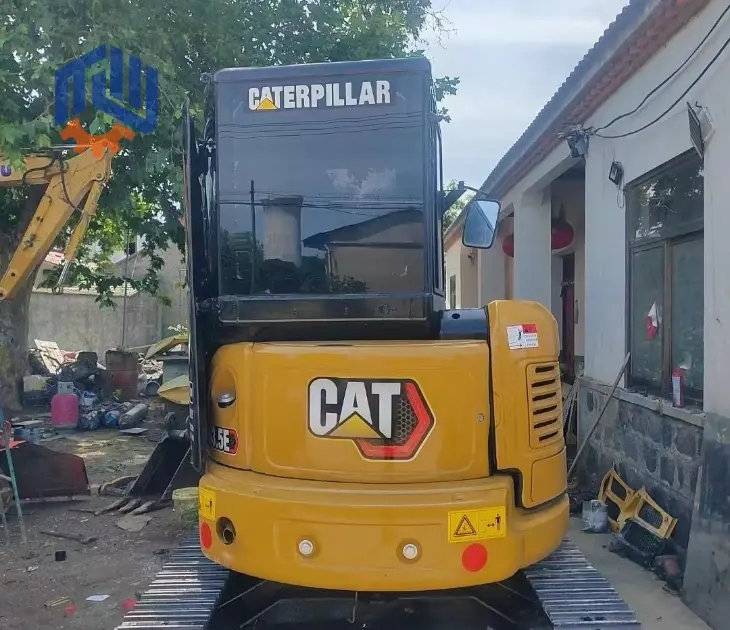 Excavadora Caterpillar CAT 303 usada en venta a bajo precio