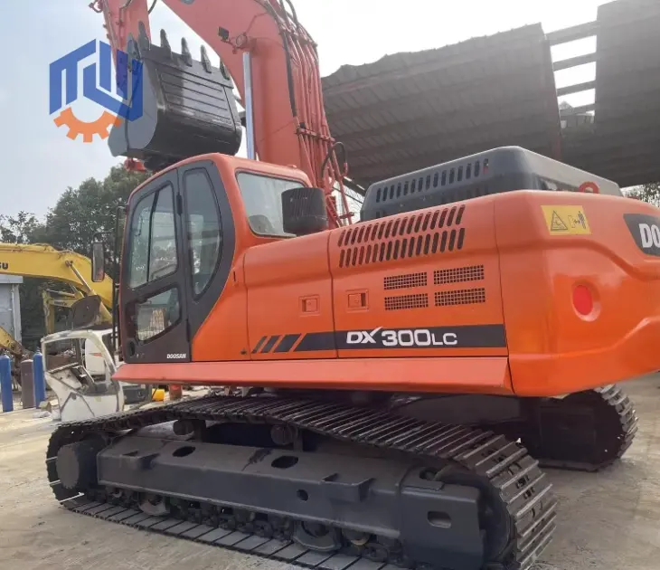 Excavadora Doosan DX300 usada en buen estado venta directa de fábrica