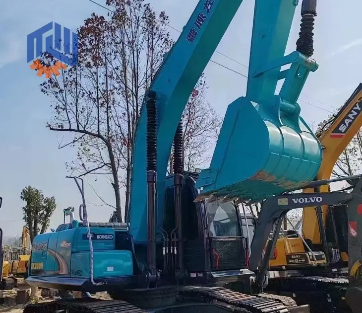 Дешевая цена б/у гусеничный экскаватор Kobelco 200