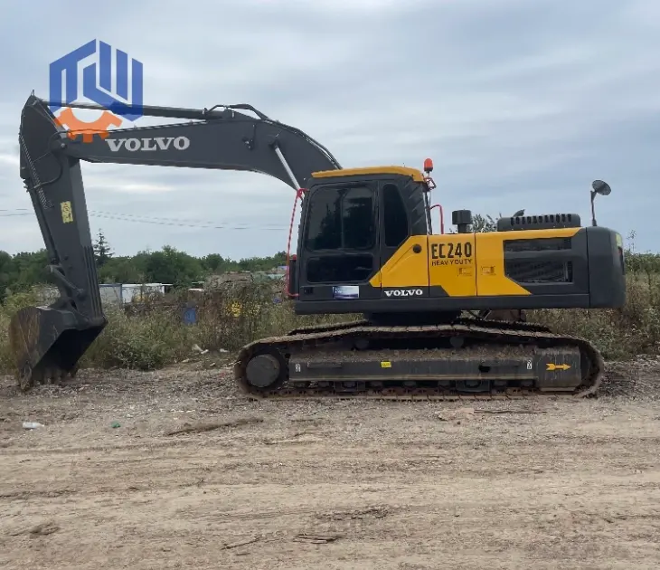 حفارات زحافة موفرة للوقود من طراز Volvo EC240